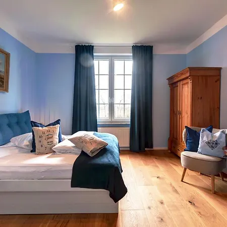 Golf- & Am Alten Deich 3* Warwerort