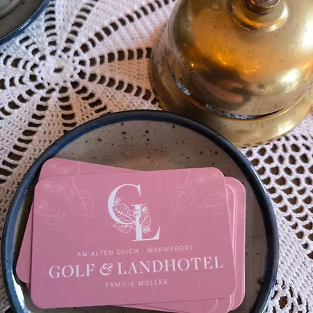 Golf- & Am Alten Deich ホテル Warwerort