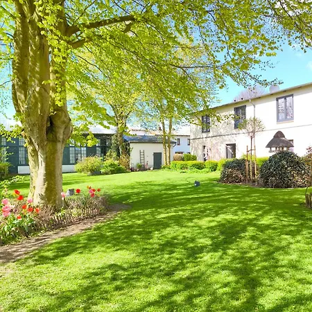 Golf- & Am Alten Deich Hotel 3*