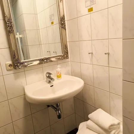 Hotel Golf-&landhotel Am Alten Deich Warwerort
