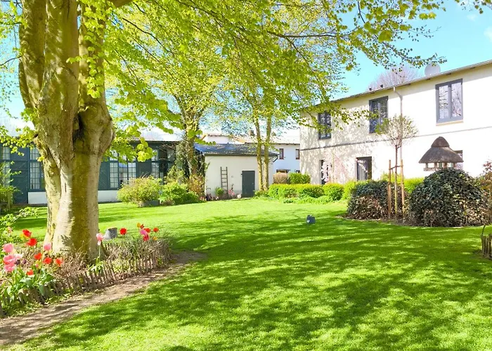 Golf- & Am Alten Deich Hotel 3*