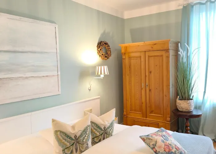 فندق Golf- & Am Alten Deich 3*